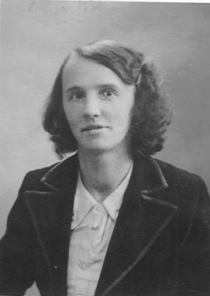 Zdenka Pelunková (rozená Vondráčková), asi 1931
