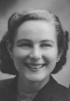 Věra Holatová (rozená Bukovská), rok 1941